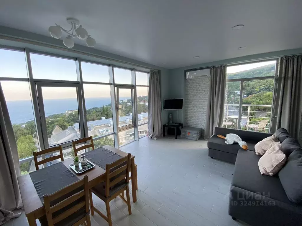 1-к кв. Крым, Ялта ул. Сеченова, 20 (40.0 м) - Фото 0