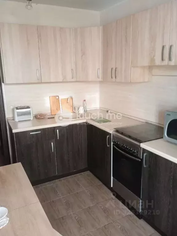 2-к кв. Татарстан, Казань ул. Космонавтов, 49 (45.8 м) - Фото 1