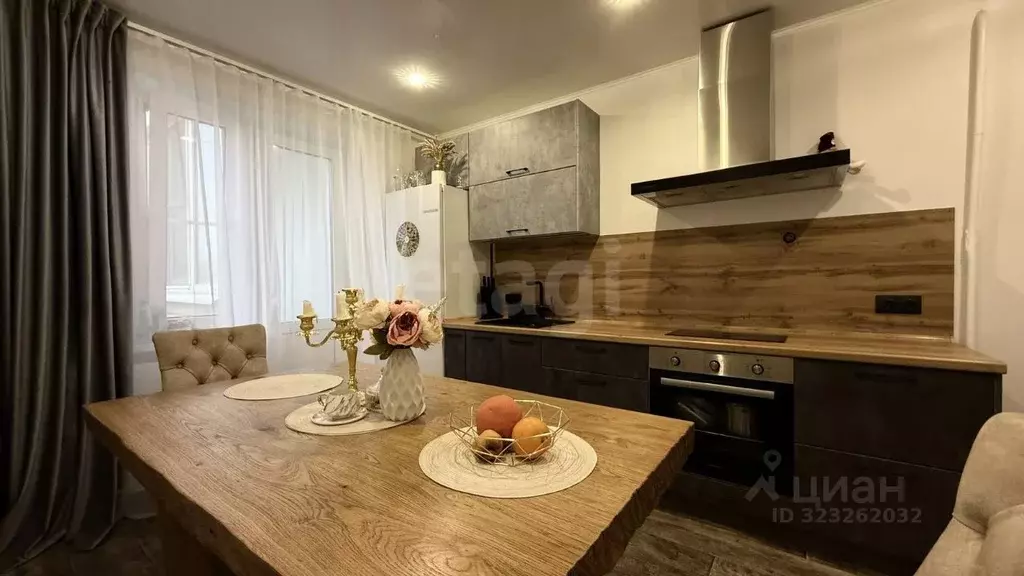 2-к кв. Ленинградская область, Кириши ул. Строителей, 32 (59.9 м) - Фото 1