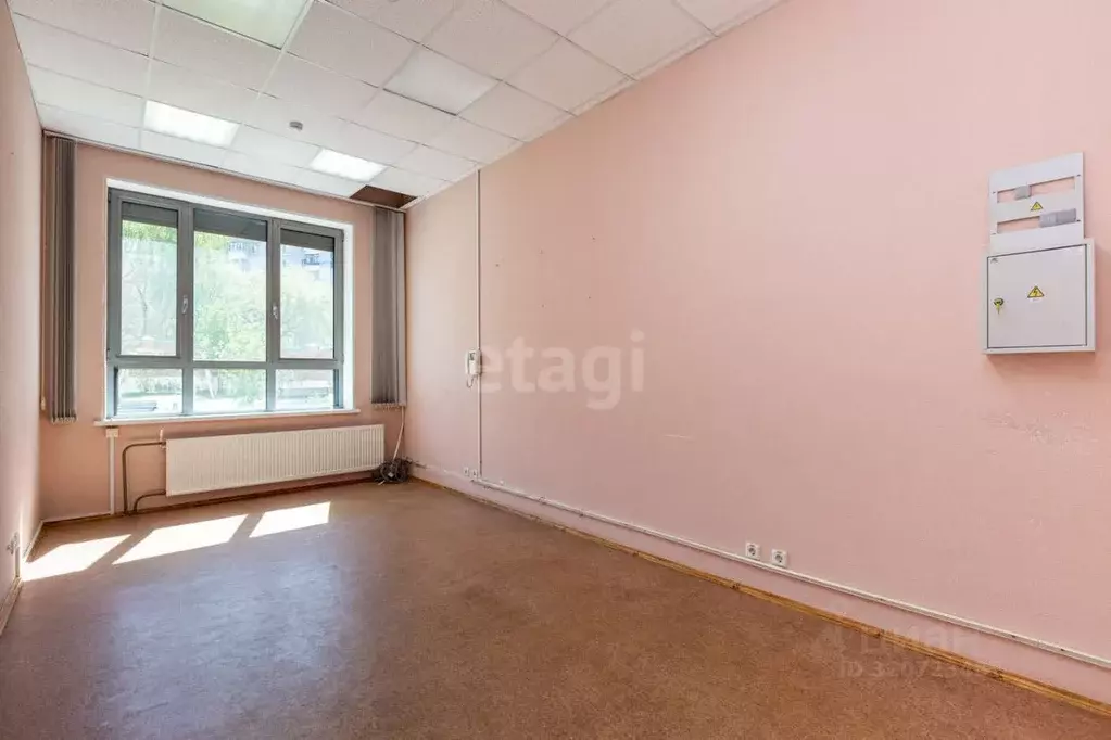 Помещение свободного назначения в Свердловская область, Екатеринбург ... - Фото 1