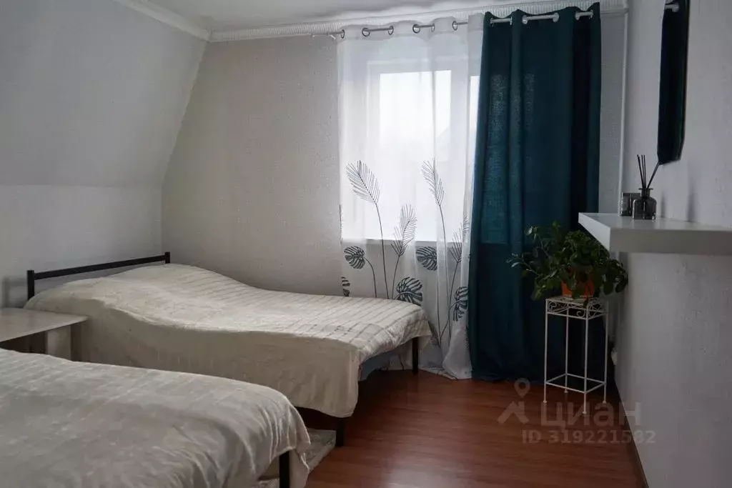 Дом в Сахалинская область, Южно-Сахалинск Шахтер СНТ, 84А (150 м) - Фото 1