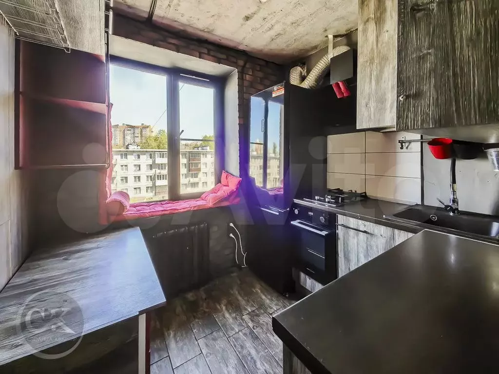 2-к. квартира, 43 м, 5/5 эт. - Фото 1