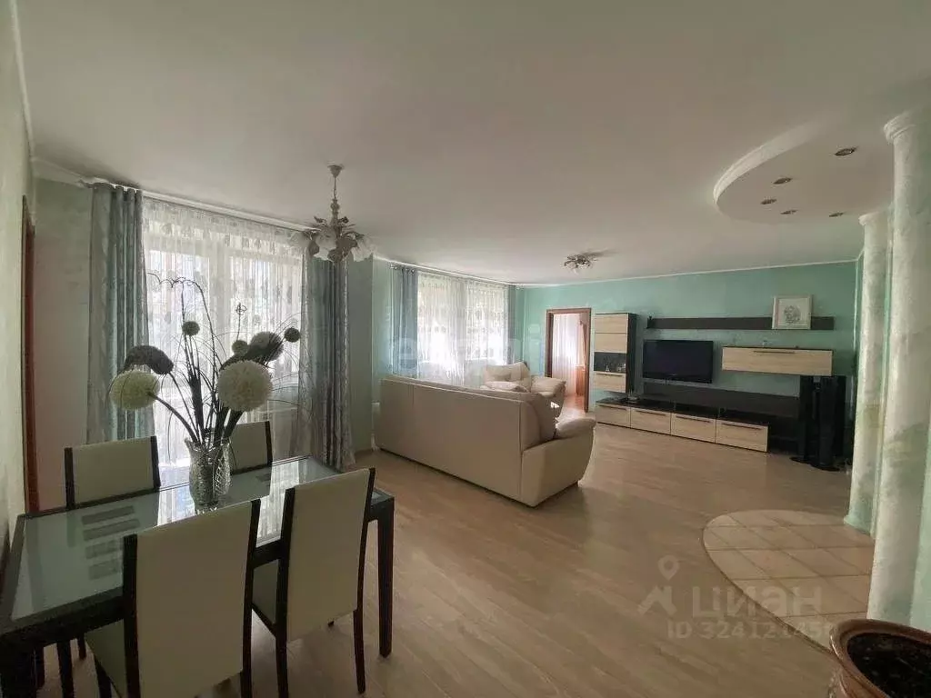 4-к кв. Красноярский край, Красноярск ул. Горького, 20 (124.7 м) - Фото 1