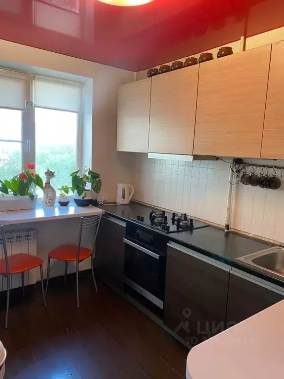 3-к кв. Хабаровский край, Хабаровск Оборонная ул., 8Б (80.0 м) - Фото 0