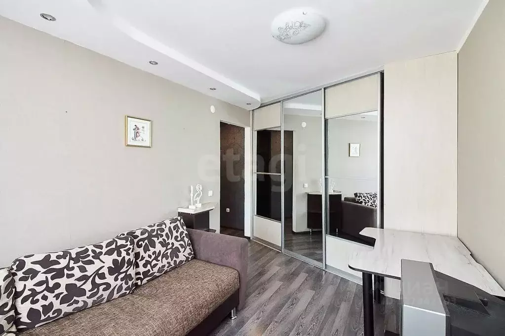 1-к кв. Тюменская область, Тюмень ул. Максима Горького, 10к1 (30.1 м) - Фото 1