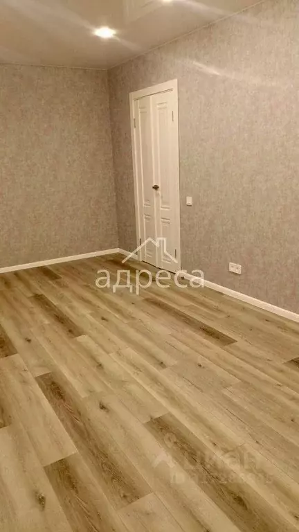 1-к кв. Самарская область, Самара просп. Кирова, 385А (30.6 м) - Фото 0