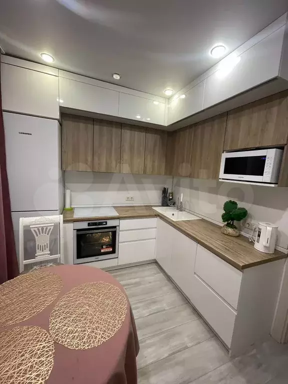 2-к. квартира, 52 м, 5/9 эт. - Фото 0