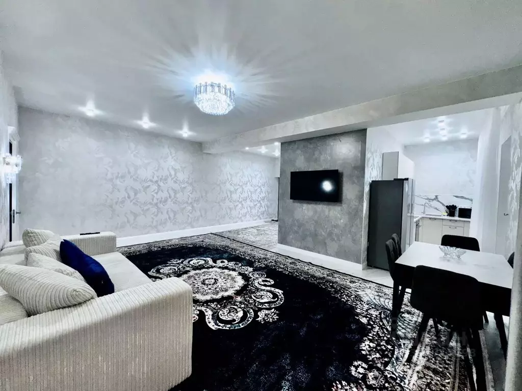 3-к кв. Ставропольский край, Кисловодск ул. 8 Марта (115.0 м) - Фото 1