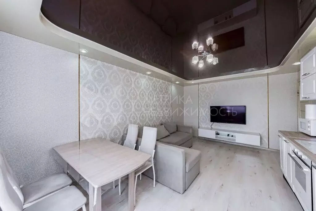 Квартира, 3 комнаты, 90 м - Фото 0