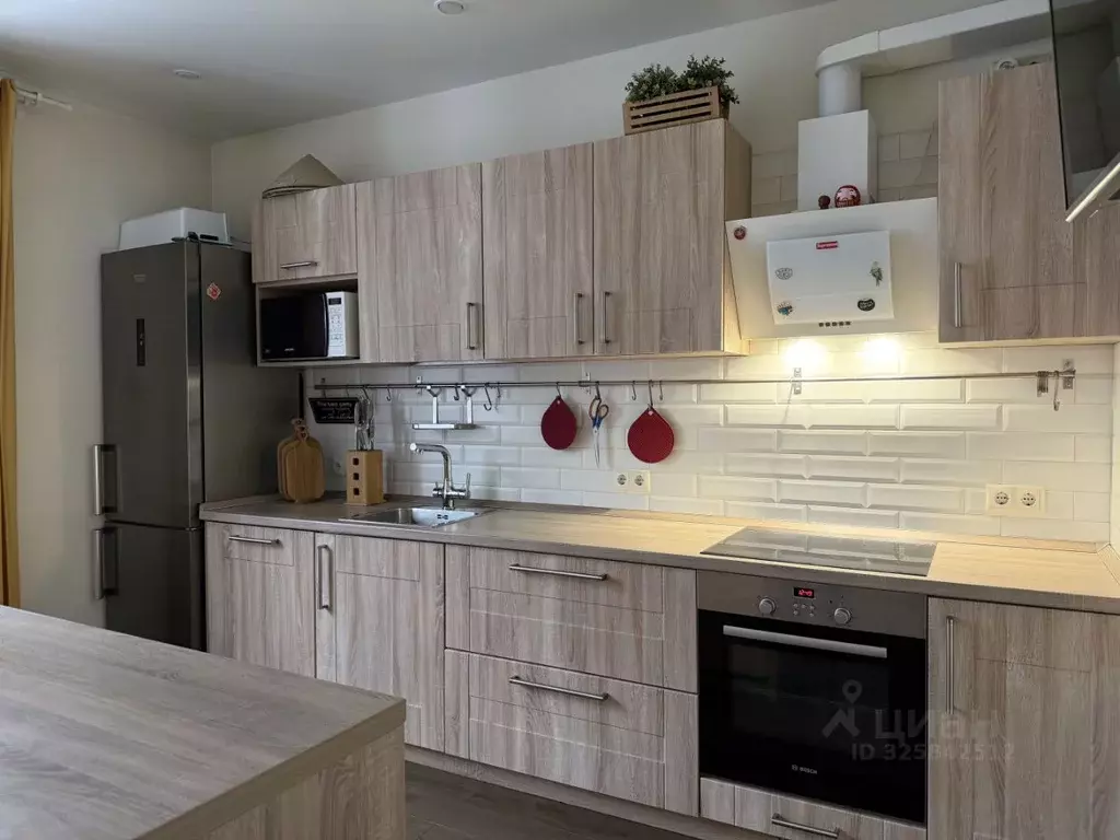 2-к кв. Санкт-Петербург Кременчугская ул., 19к3 (65.0 м) - Фото 1