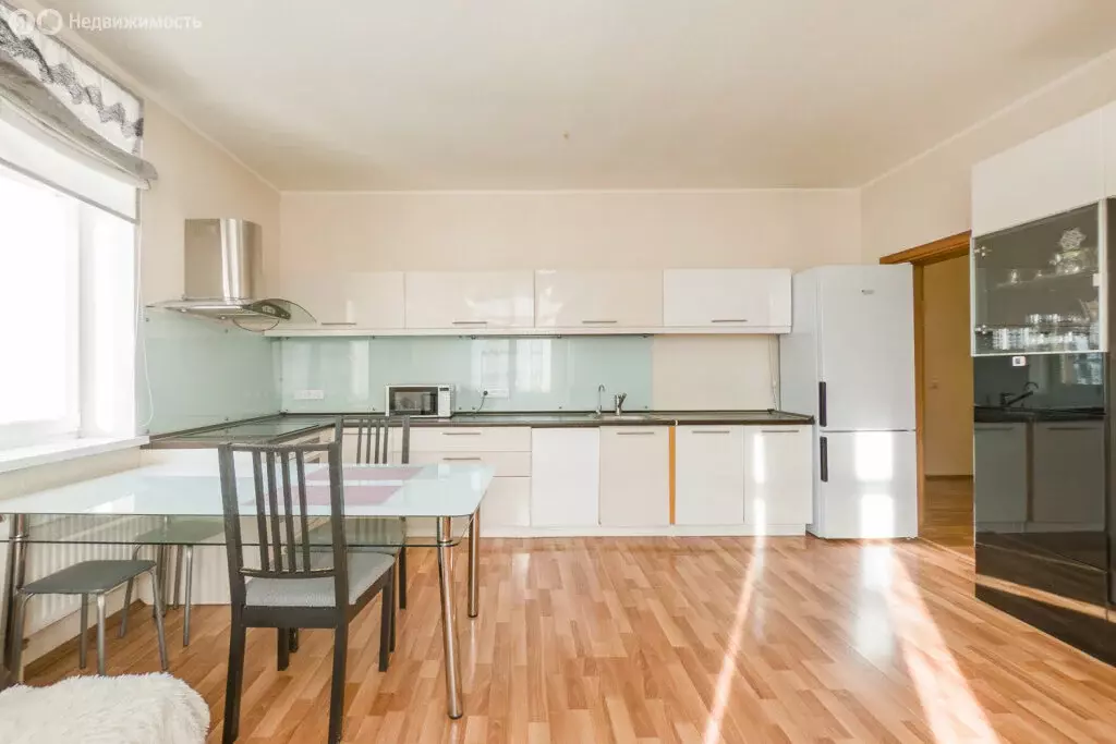 2-комнатная квартира: Екатеринбург, Билимбаевская улица, 35 (63 м) - Фото 1