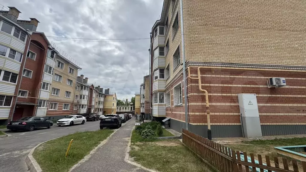 1-к. квартира, 38 м, 1/3 эт. - Фото 0
