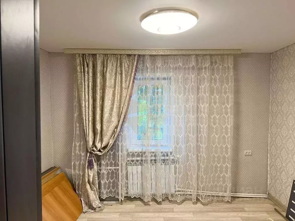 Дом в Белгородская область, Старый Оскол ул. Гагарина (50 м) - Фото 0