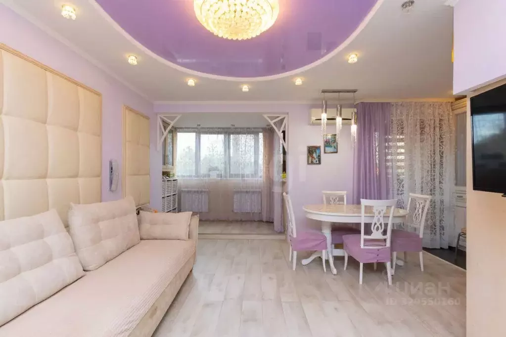 2-к кв. Тюменская область, Тюмень ул. Академика Сахарова, 40 (75.0 м) - Фото 1