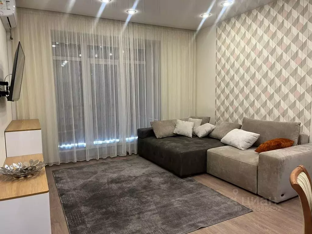 2-к кв. Красноярский край, Красноярск ул. Авиаторов, 21 (65.0 м) - Фото 2