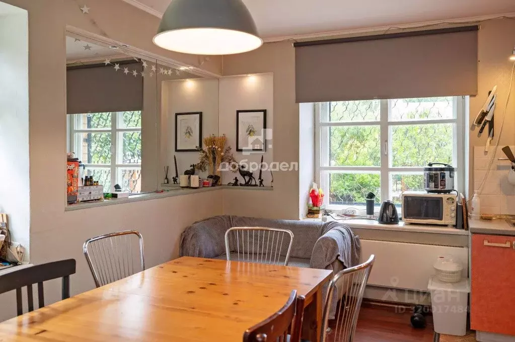 Таунхаус в Свердловская область, Екатеринбург ул. Старожилов, 34 (120 ... - Фото 2