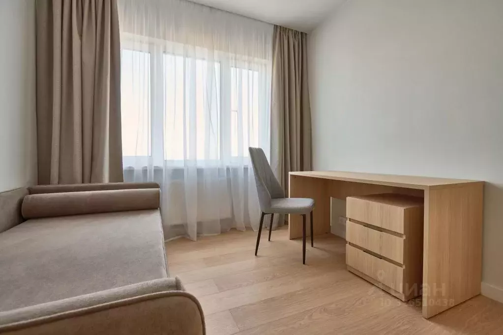 3-к кв. Липецкая область, Липецк ул. М.И. Неделина, 4Д (79.0 м) - Фото 1