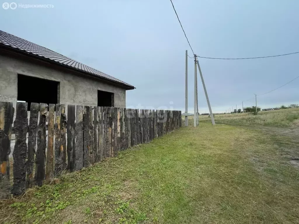 Дом в Черногорск, Социалистическая улица (150 м) - Фото 1