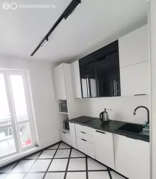 2-комнатная квартира: Краснодар, улица Константина Гондаря, 103к1 ... - Фото 0