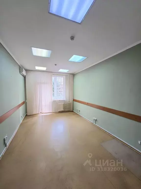 Офис в Кемеровская область, Кемерово Соборная ул., 3 (98 м) - Фото 1