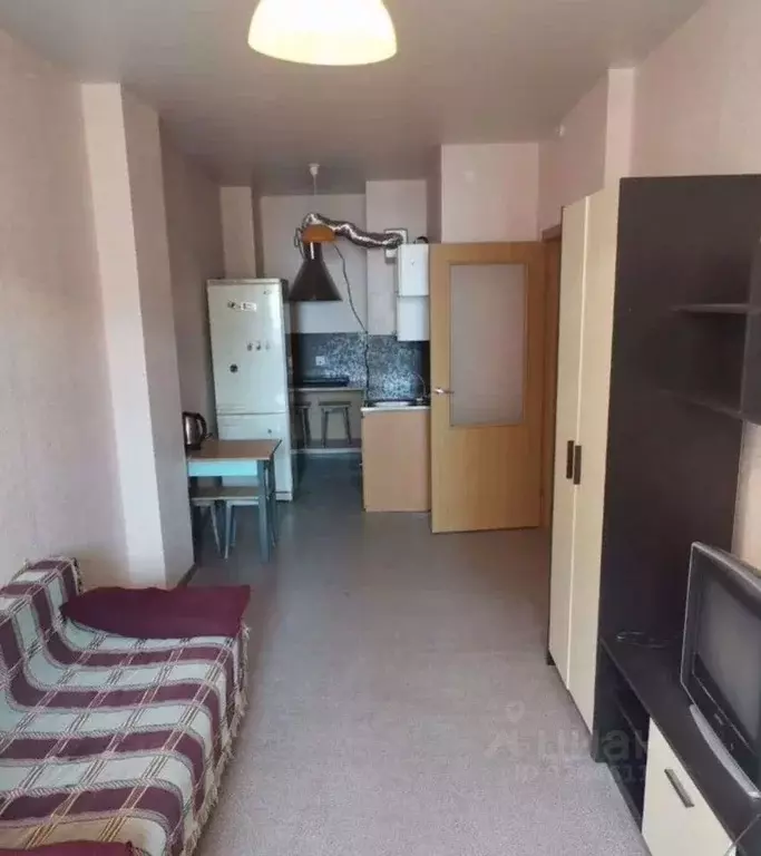 Студия Волгоградская область, Волгоград ул. Маршала Воронова, 24 (32.2 ... - Фото 1