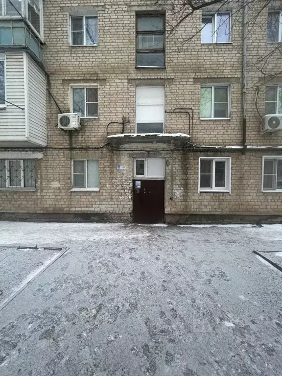 3-к кв. Астраханская область, Астрахань Хибинская ул., 45Б (58.2 м) - Фото 1