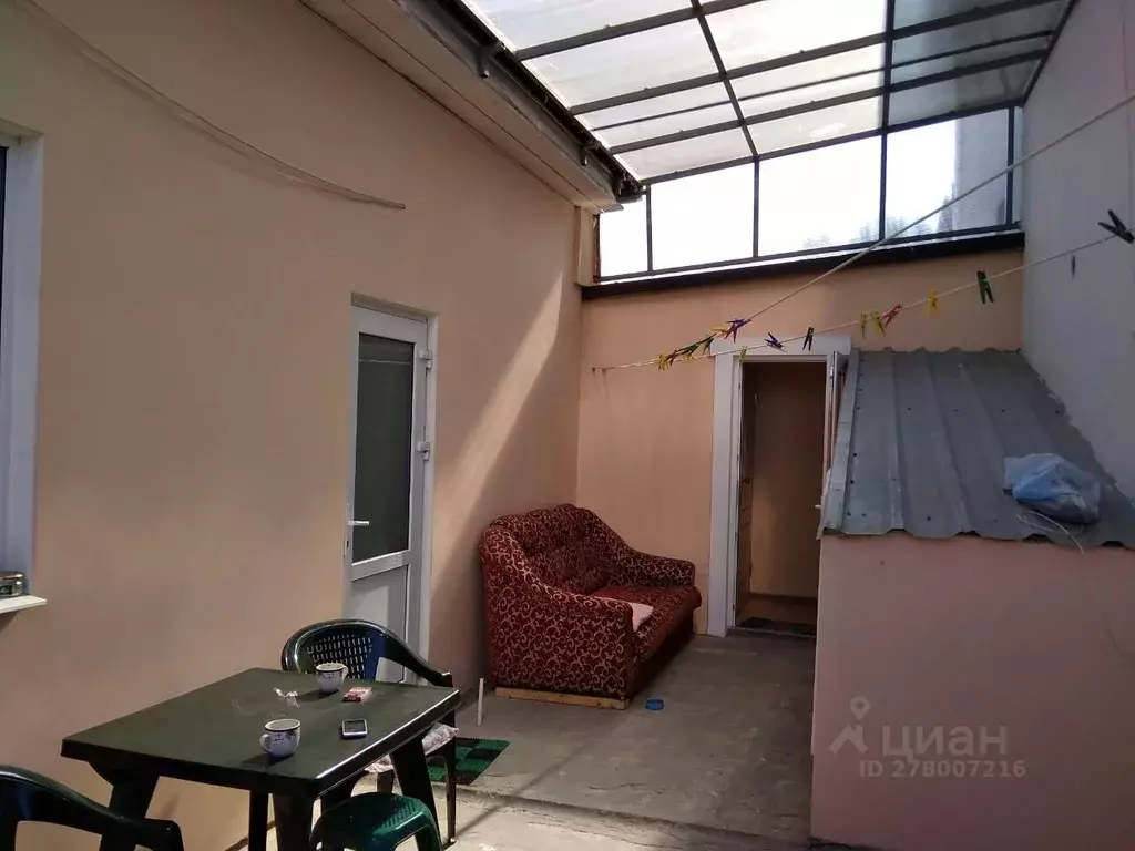 2-к кв. Крым, Симферополь Каменка мкр,  (42.0 м) - Фото 0