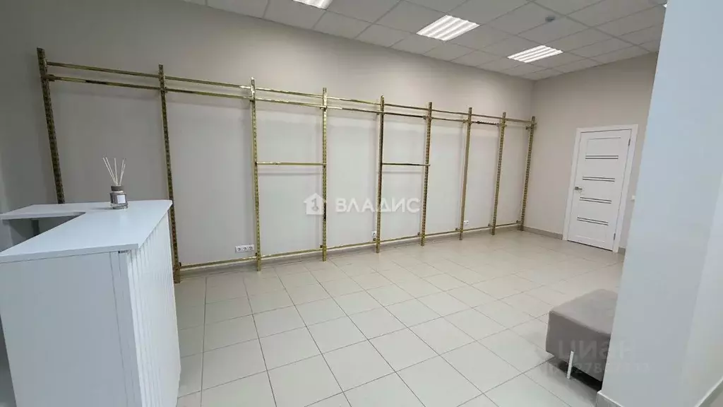 Торговая площадь в Калининградская область, Калининград ул. Профессора ... - Фото 2