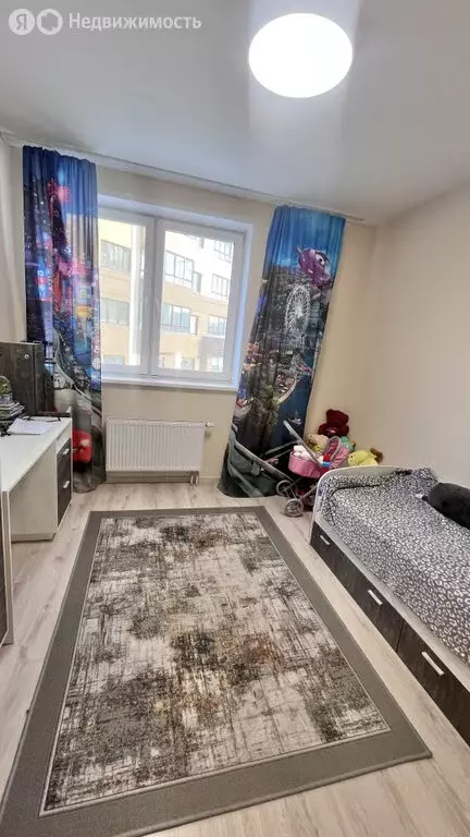 3-комнатная квартира: Верхняя Пышма, улица Алексея Латышова, 3 (69.7 ... - Фото 2