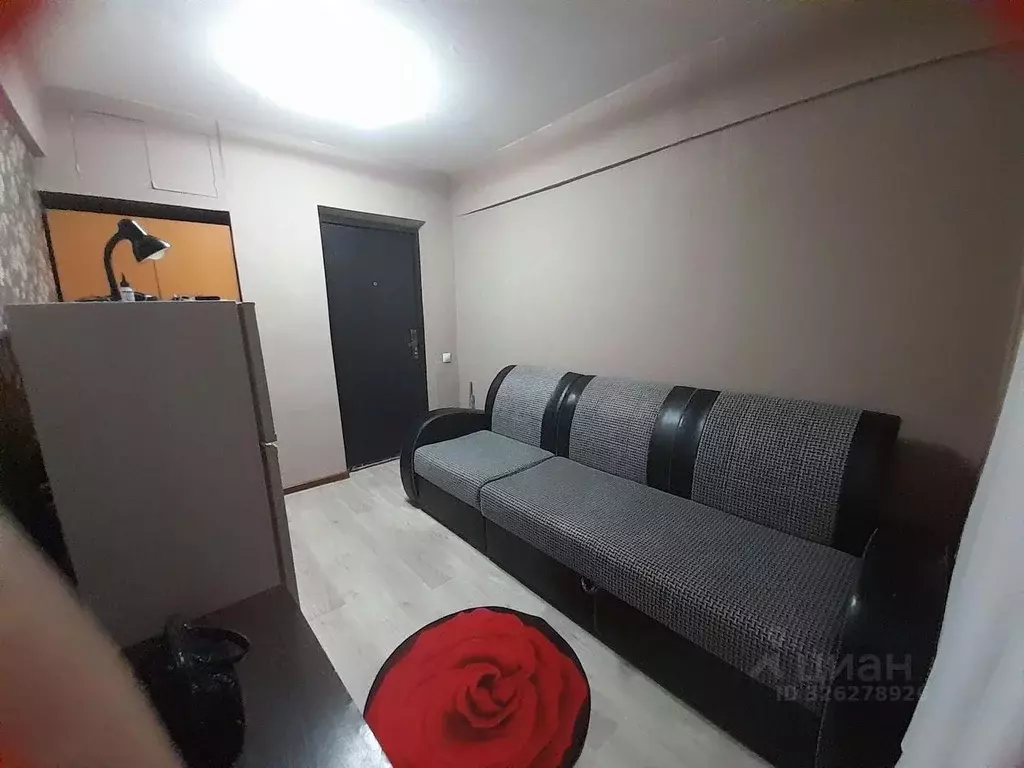 Комната Красноярский край, Ачинск ул. Дружбы Народов, 9 (18.1 м) - Фото 2