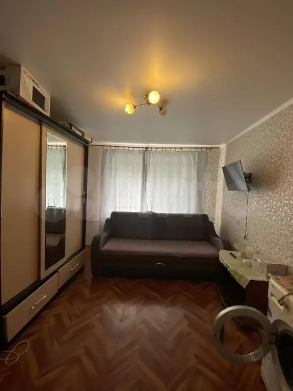 Комната 15 м в 4-к., 5/5 эт. - Фото 1