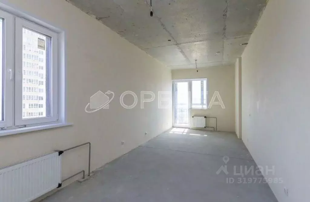 1-к кв. Тюменская область, Тюмень ул. Парада Победы, 11 (46.7 м) - Фото 0
