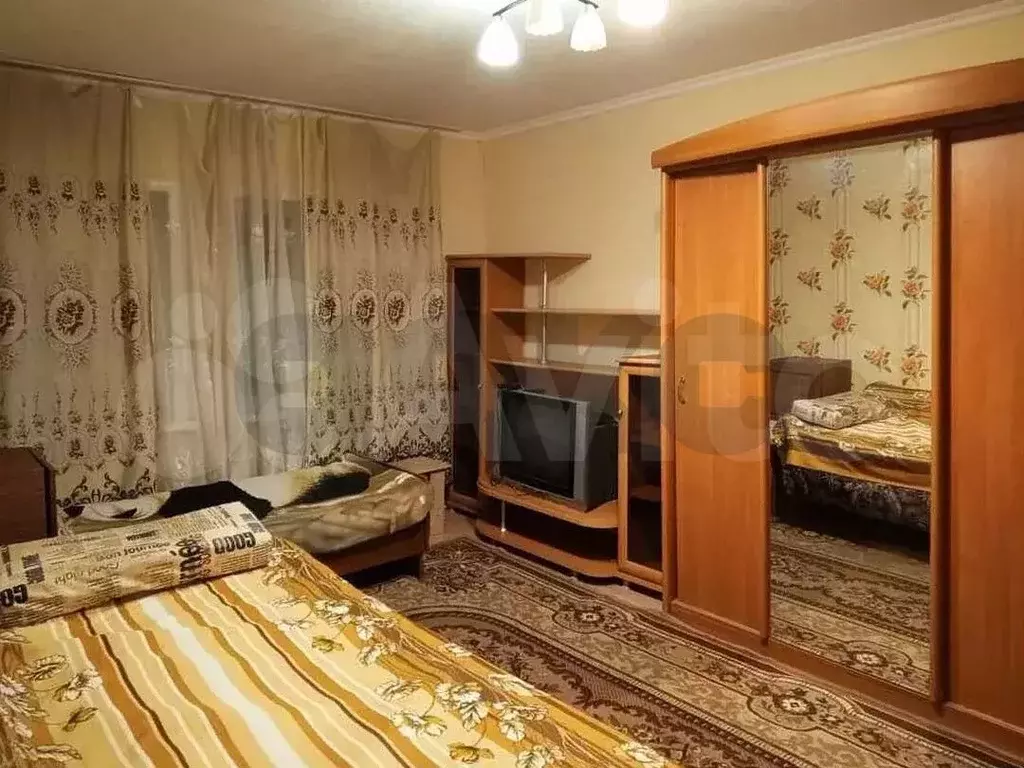 3-к. квартира, 60 м, 1/1 эт. - Фото 0