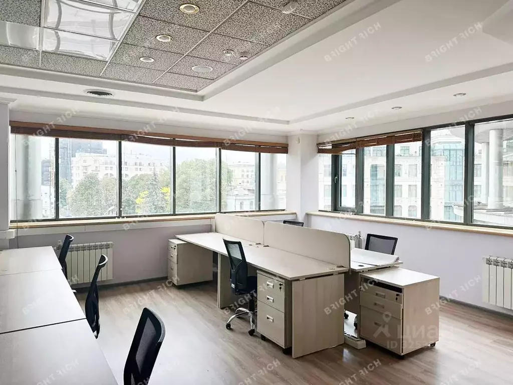 Офис в Москва ул. Большая Якиманка, 18 (2205 м) - Фото 1