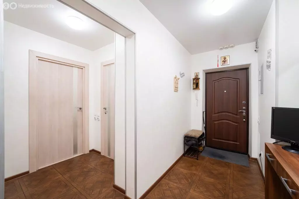 2-комнатная квартира: Екатеринбург, Комсомольская улица, 78 (70.1 м) - Фото 2