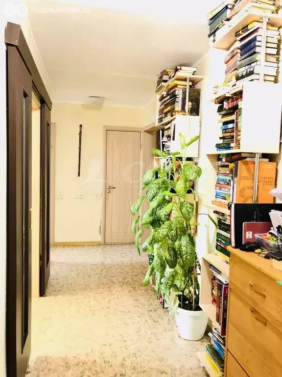 4-комнатная квартира: Тюмень, улица Малыгина, 5 (73 м) - Фото 0