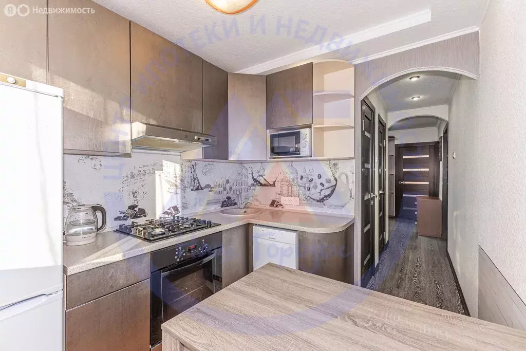 3-комнатная квартира: Курган, улица Некрасова, 30 (62 м) - Фото 1