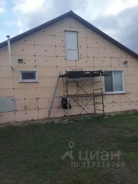 Дом в Белгородская область, Грайворонский муниципальный округ, с. ... - Фото 1