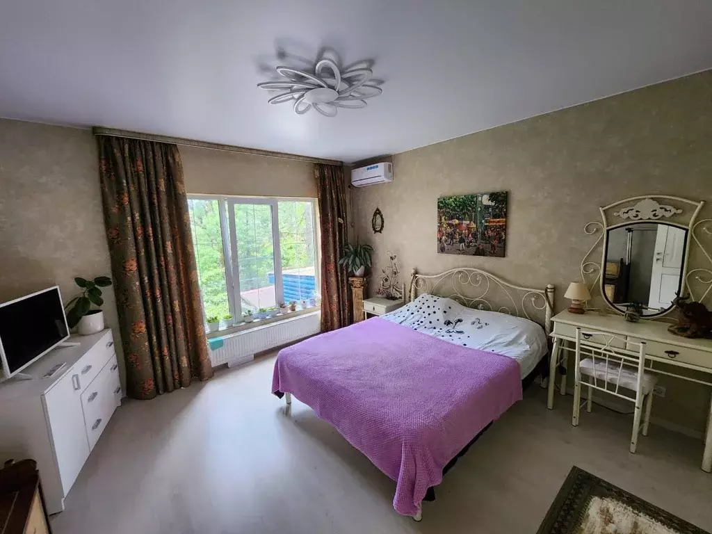 Комната Краснодарский край, Сочи Альпийская ул., 43А - Фото 0