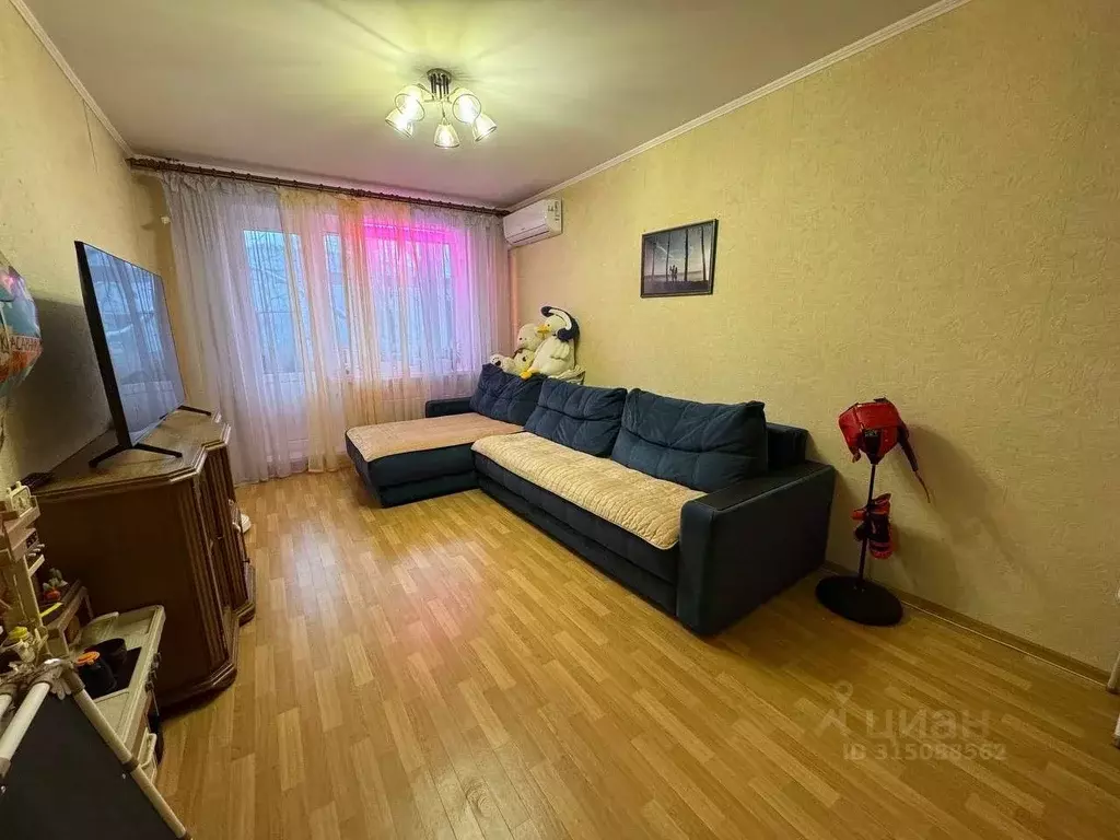 2-к кв. Самарская область, Тольятти Юбилейная ул., 1 (50.0 м) - Фото 0