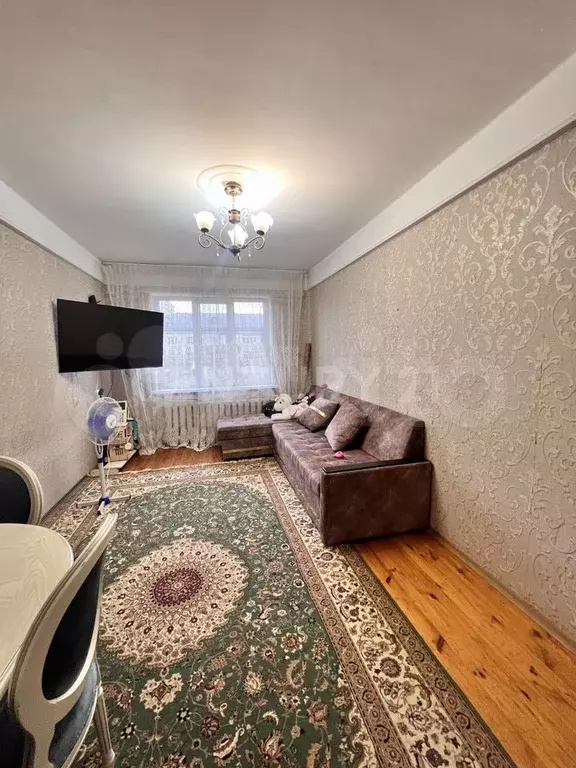 2-к. квартира, 58 м, 4/9 эт. - Фото 1