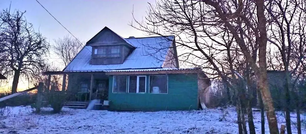 Дом в Ленинградская область, Кингисеппский район, Котельское с/пос, д. ... - Фото 1