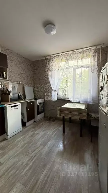 3-к кв. Воронежская область, Воронеж ул. Грамши, 76 (81.0 м) - Фото 0