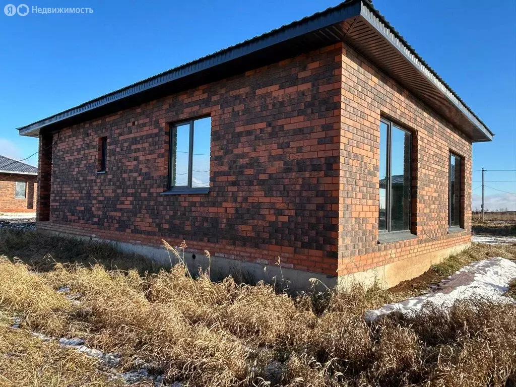 Дом в село Миловка, Молодёжная улица (65 м) - Фото 0