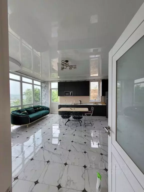 Дом в Севастополь, Севастополь, Балаклава г. ул. Василия Жукова, 57А ... - Фото 1