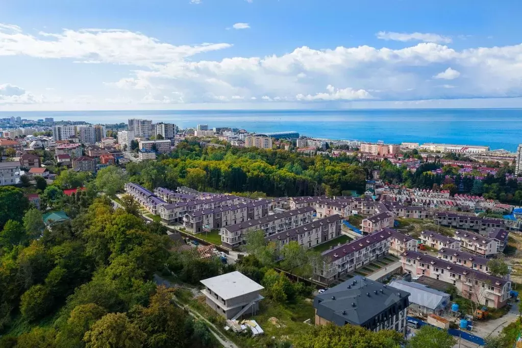 Таунхаус в Краснодарский край, Сочи Адлер жилрайон, ул. Троицкая, ... - Фото 1