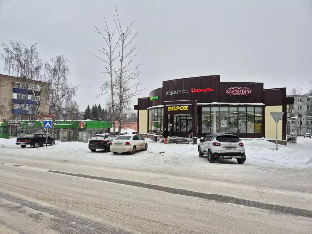 Торговая площадь в Татарстан, Бугульма ул. Михаила Калинина, 34/2 (440 ... - Фото 1