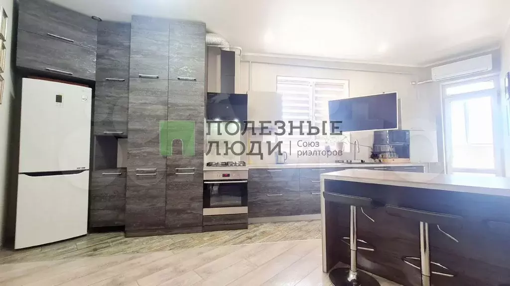 3-к. квартира, 55 м, 3/3 эт. - Фото 1