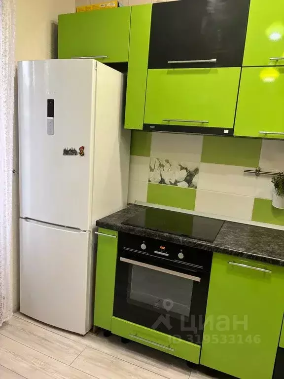 1-к кв. Татарстан, Казань ул. Рауиса Гареева, 94 (37.0 м) - Фото 1