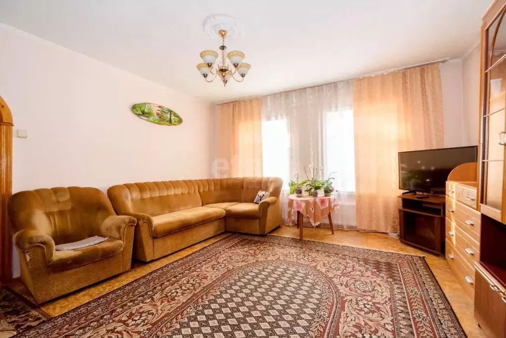 Дом в Алтайский край, Белокуриха ул. 40 лет Победы, 37 (60 м) - Фото 1